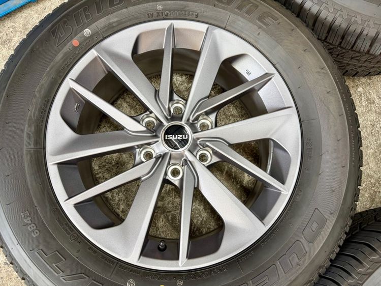 ล้อแม็ก ISUZU MU-X ขอบ 18” ถอดป้ายแดง ยาง BRIDGESTONE 265-60R18 ปี 26 สีเส้นตุ่มหน้ายางยังอยู่ครบ รูปที่ 7