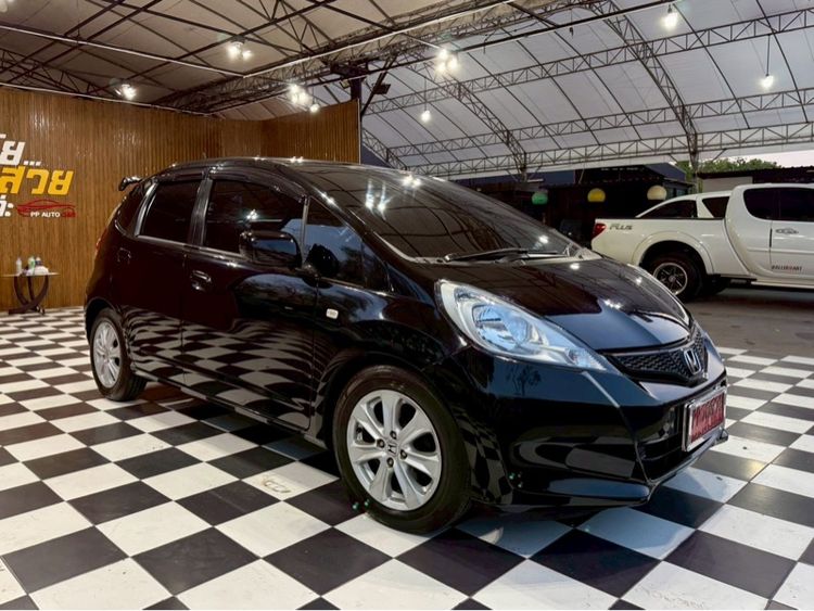 รถ Honda Jazz 1.5 SV สี ดำ