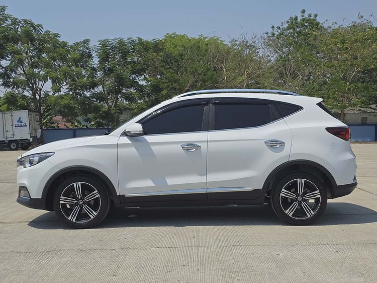 MG ZS 2018 1.5X+ Sunroof Utility-car เบนซิน ไม่ติดแก๊ส เกียร์อัตโนมัติ ขาว รูปที่ 3