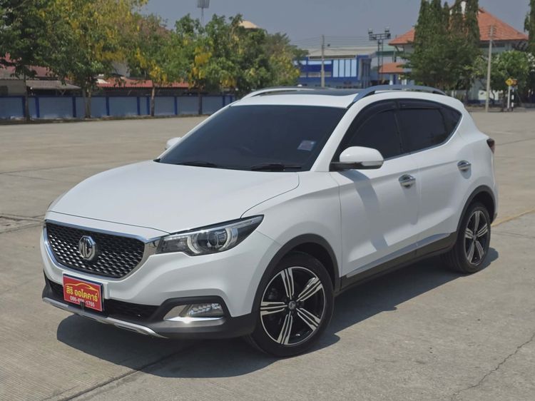 MG ZS 2018 1.5X+ Sunroof Utility-car เบนซิน ไม่ติดแก๊ส เกียร์อัตโนมัติ ขาว รูปที่ 2