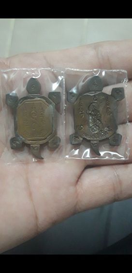 หลวงปูหล้วเปิดแบ่งปัน หล่อเรียกทรัพย์  หล่ออุดผง  สวยทั้งคู่ เดิมมากๆ รูปที่ 2