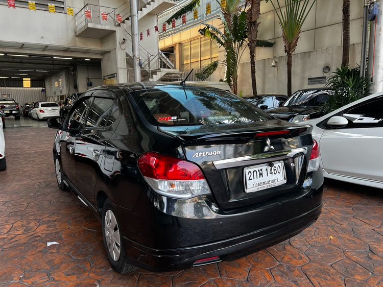 Mitsubishi Attrage 2013 1.2 GLX Sedan เบนซิน ไม่ติดแก๊ส เกียร์อัตโนมัติ ดำ รูปที่ 4