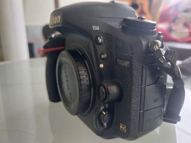 กล้อง DSLR ขายกล้อง Nikon D750 ชัตเตอร์ 9X,XXX การใช้งานปกติ สภาพสวย มีริ้วรอยทั่วไปตามการใช้งาน