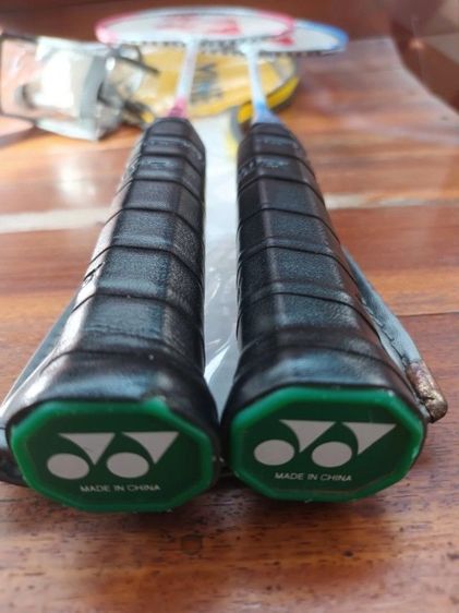ไม้แบดมินตันมือหนึ่งยี่ห้อYONEXรุ่นGR-400 แพ๊คคู่ รูปที่ 12