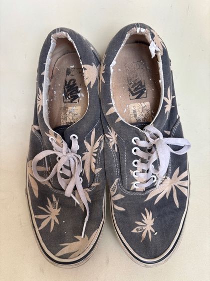 รองเท้า Vans