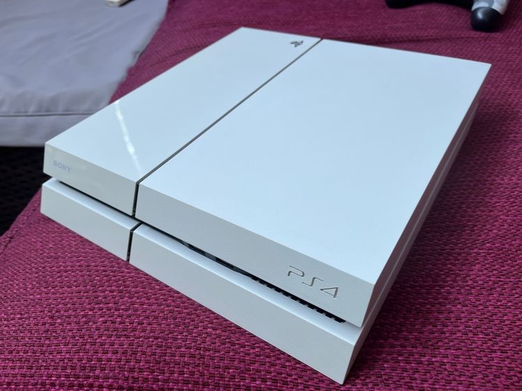 PS4 fat (glacier white) รูปที่ 3