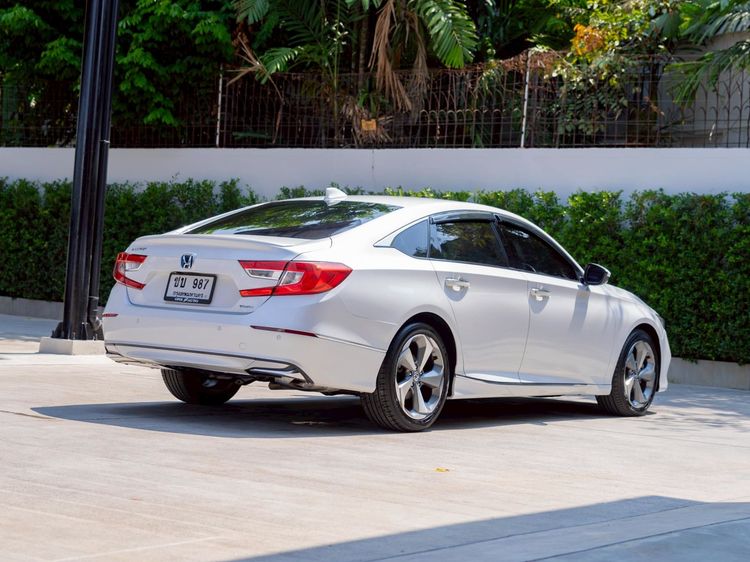 Honda Accord 2021 2.0 e:HEV Tech Sedan ไฮบริด ไม่ติดแก๊ส เกียร์อัตโนมัติ ขาว รูปที่ 4