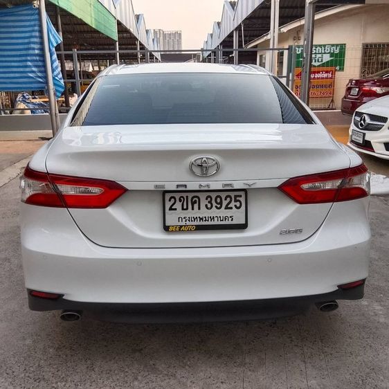 Toyota Camry 2020 2.5 G Sedan เบนซิน ไม่ติดแก๊ส เกียร์อัตโนมัติ ขาว รูปที่ 4