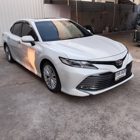 Toyota Camry 2020 2.5 G Sedan เบนซิน ไม่ติดแก๊ส เกียร์อัตโนมัติ ขาว รูปที่ 2