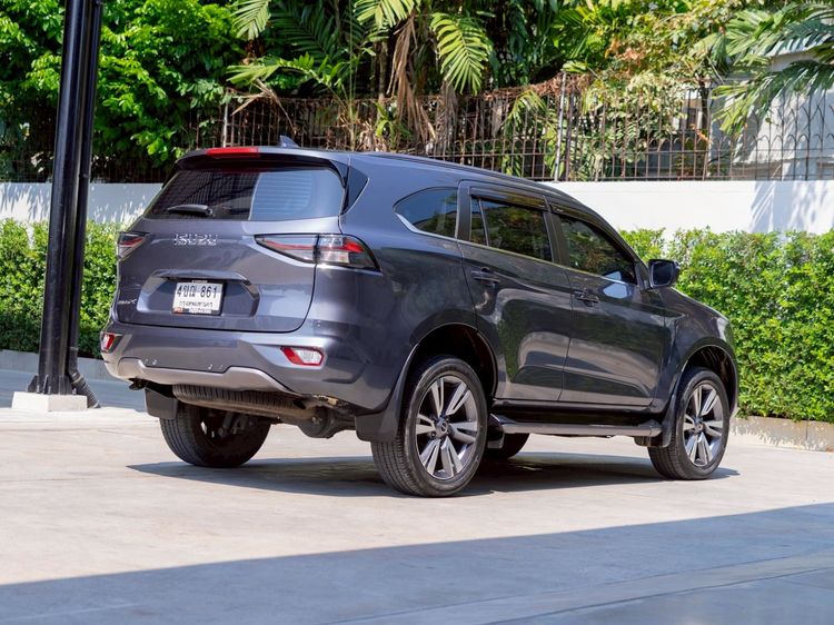 Isuzu MU-X 2023 1.9 ULTIMATE 2WD Utility-car ดีเซล ไม่ติดแก๊ส เกียร์อัตโนมัติ เทา รูปที่ 4
