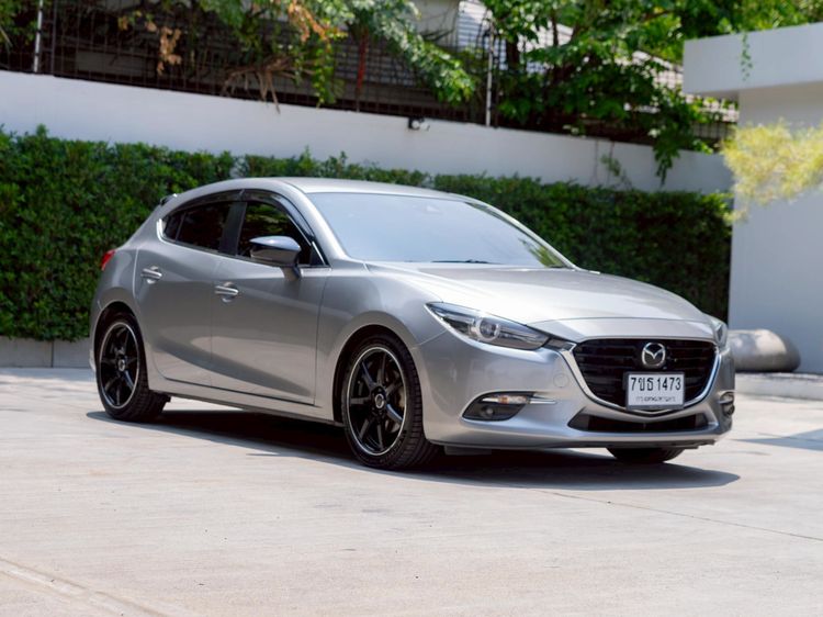 รถ Mazda Mazda3 2.0 SP Sports สี เงิน
