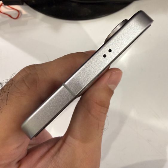 Samsung S25fe สีnavy ram8gb rom128gb สภาพใหม่ ไม่มีรอย ประกันเหลือถึงตุลาคม รูปที่ 3