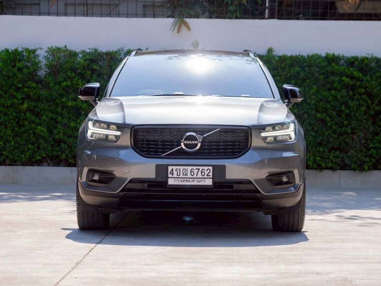 Volvo XC40 2019 2.0 T5 R-Design 4WD Utility-car เบนซิน ไม่ติดแก๊ส เกียร์อัตโนมัติ เทา รูปที่ 2