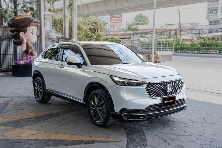 Honda HR-V 2024 1.5 e:HEV RS Utility-car ไฮบริด เกียร์อัตโนมัติ ขาว รูปที่ 4