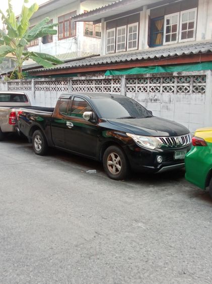 รถ Mitsubishi Triton 2.5 GL สี ดำ