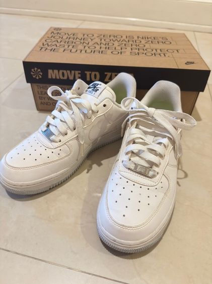รองเท้าผ้าใบ ขาว UK 4.5 | EU 37 1/3 | US 6 Nike Air Force 1