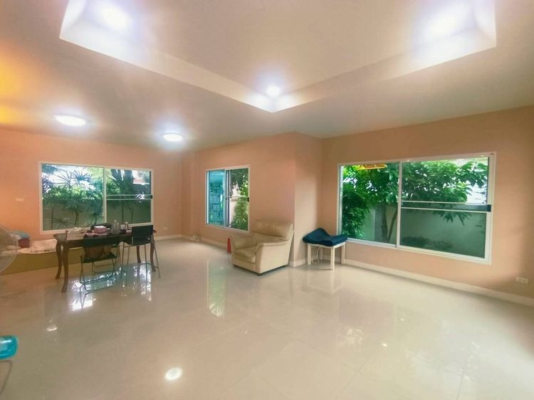 ไม่มี ขายบ้านเดี่ยว 2 ชั้น โครงการเซนโทร รัตนาธิเบศ์ (วัดสวนแก้ว) หลังบ้านติดสวนส่วนกลาง รูปที่ 3