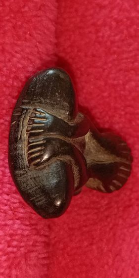 พระปิดตาหลวงปู่นาค วัดห้วยจระเข้เนื้อเมฆพัด รูปที่ 3