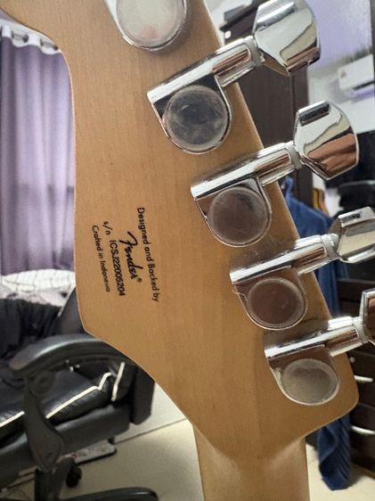 Squier Stratocaster (Pink) รูปที่ 4
