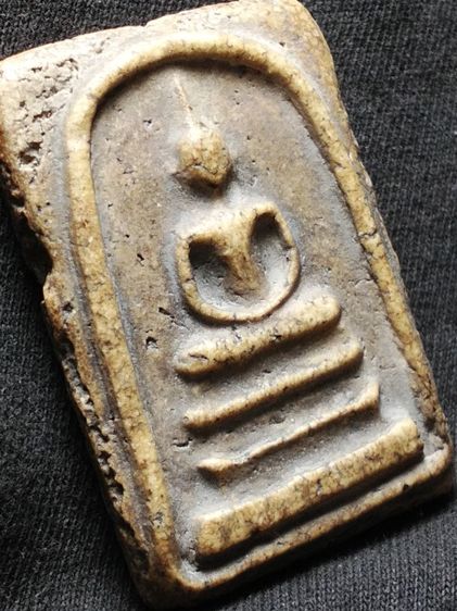 พระสมเด็จเนื้องามๆครับ รูปที่ 18