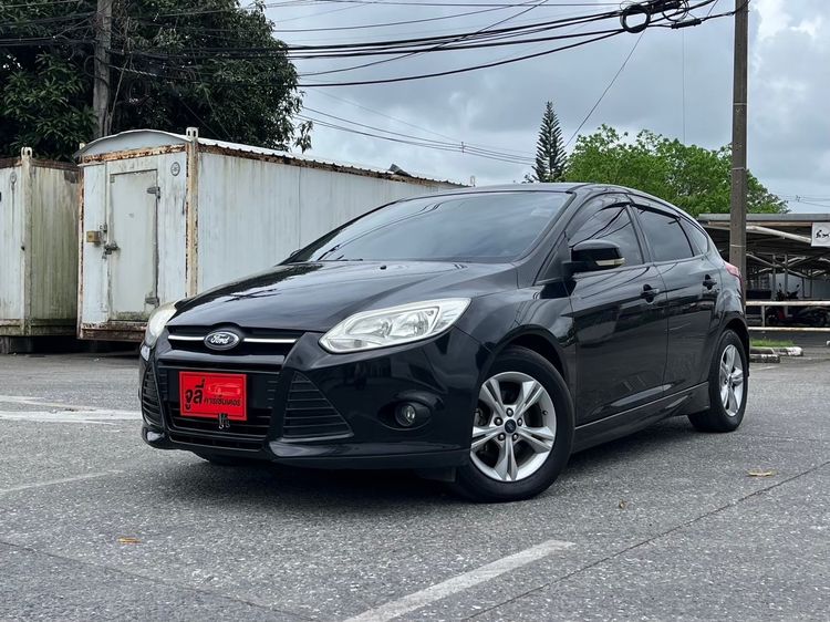 Ford Focus 2014 1.6 Trend Sedan เบนซิน ไม่ติดแก๊ส เกียร์อัตโนมัติ ดำ รูปที่ 2