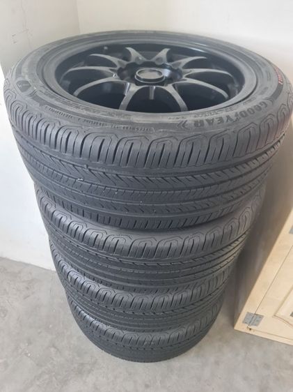 ล้อแม็กขอบ16" สภาพดีใส่รถนิสสันทีด้า พร้อมยางGoodyear สภาพดี รูปที่ 2