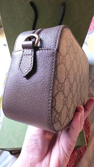Gucci Neo Vintage GG Supreme Messenger Bag ( สภาพมือ 1 ) ใหม่มาก ซื้อขายแบบ มือ ชน มือ หรือ นัดดูสินค้า ตลิ่งชัน - ปิ่นเกล้า รูปที่ 3
