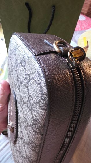 Gucci Neo Vintage GG Supreme Messenger Bag ( สภาพมือ 1 ) ใหม่มาก ซื้อขายแบบ มือ ชน มือ หรือ นัดดูสินค้า ตลิ่งชัน - ปิ่นเกล้า รูปที่ 7
