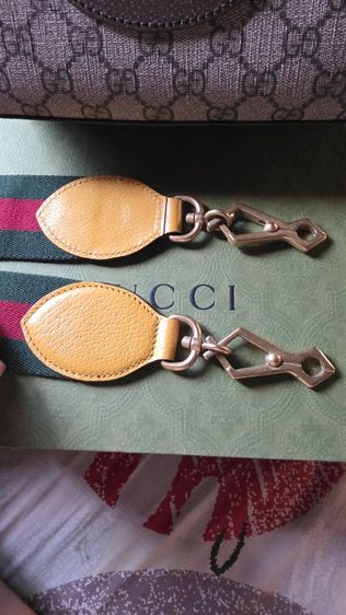Gucci Neo Vintage GG Supreme Messenger Bag ( สภาพมือ 1 ) ใหม่มาก ซื้อขายแบบ มือ ชน มือ หรือ นัดดูสินค้า ตลิ่งชัน - ปิ่นเกล้า รูปที่ 13