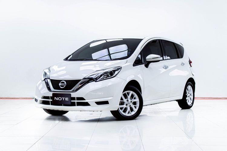 รถ Nissan Note 1.2 V สี ขาว