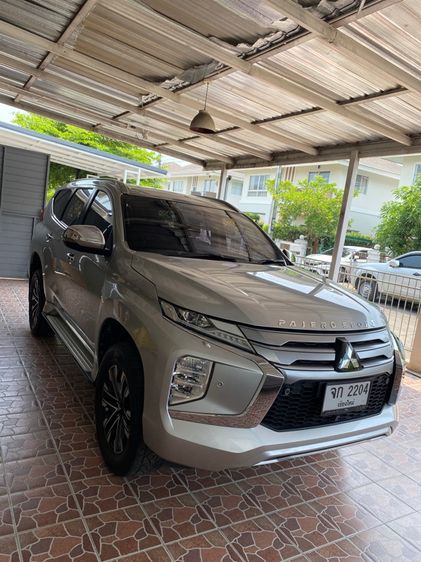 รถ Mitsubishi Pajero Sport 2.4 GT Premium 4WD สี เทา