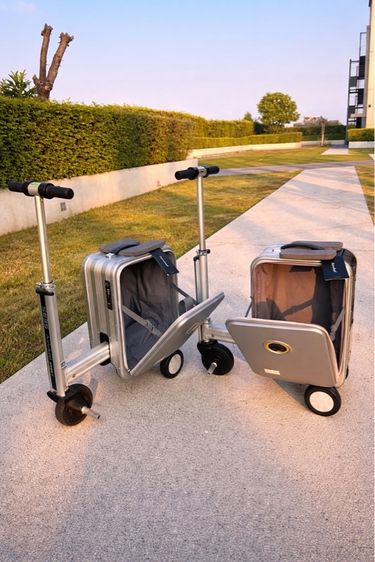 Airwheel SE3S สีเงิน (Silver) กระเป๋าเดินทาง ไฟฟ้า นั่งขับได้ (20 นิ้ว) รูปที่ 4