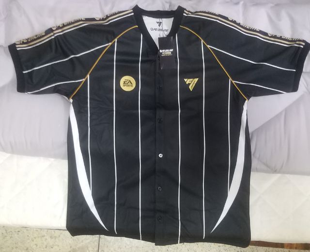 เสื้อเชิ้ตคอกลม Fc Online Icons Meet Greet  รูปที่ 2