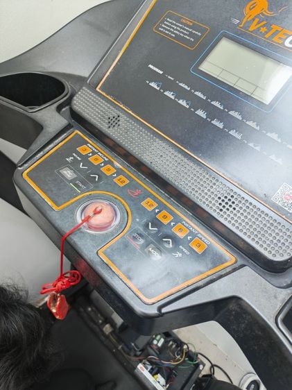 ช่างซ่อมลู่วิ่งไฟฟ้าVtech fitness VT ONE ช่างซ่อมลู่วิ่งไฟฟ้านนทบุรี ซ่อมได้ทุกรุ่น ทุกยี่ห้อ ทุกอาการ บริการถึงบ้านท่านทั่วไทย


 รูปที่ 12