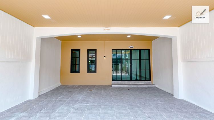 มีบางส่วน ขาย 🏡 ทาวน์เฮ้าส์ 2 ชั้น รีโนเวทใหม่ KC รามอินทรา 8 พื้นที่ 24 ตร.วา 4 ห้องนอน 2 ห้องน้ำ สวยเหมือนได้บ้านใหม่ รูปที่ 2
