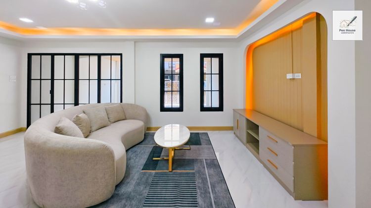 มีบางส่วน ขาย 🏡 ทาวน์เฮ้าส์ 2 ชั้น รีโนเวทใหม่ KC รามอินทรา 8 พื้นที่ 24 ตร.วา 4 ห้องนอน 2 ห้องน้ำ สวยเหมือนได้บ้านใหม่ รูปที่ 3