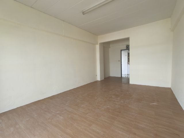 มีบางส่วน ไม่อนุญาต ให้เช่า คอนโด ท่าน้ำนนท์ ห้องใหม่ ปูกระเบื้อง ห้องแอร์ รูปที่ 4