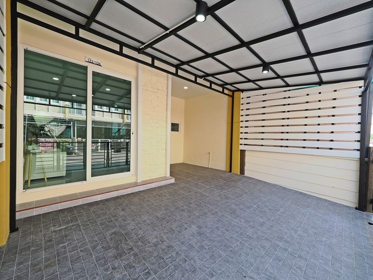 มีบางส่วน ขายทาวน์เฮ้าส์ 2 ชั้น รีโนเวทใหม่ พร้อมอยู่ โกลเด้นทาวน์ โครงการ 2 พระราม 2 – พันท้ายนรสิงห์ รูปที่ 3