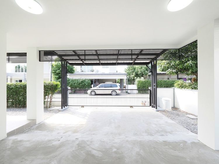 มีบางส่วน บ้านเดี่ยว 2 ชั้น รีโนเวทใหม่ พร้อมอยู่ ม.คุณาลัย คอร์ทยาร์ด บ้านกล้วย–ไทรน้อย (ต้นโครงการ) รูปที่ 3