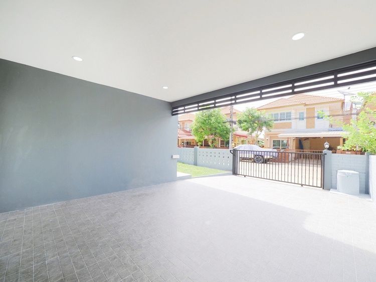 มีบางส่วน ขายราคาต่ำกว่าทุน บ้านแฝดรีโนเวทใหม่ หลังใหญ่ ม.เติมรัก 3 บ้านกล้วย–ไทรน้อย รูปที่ 3