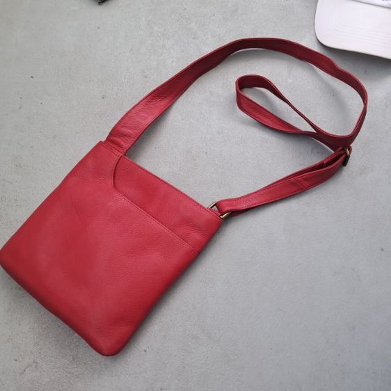 กระเป๋า Radley, กระเป๋าสตางค์ Prada, กระเป๋าโลหะItaly, หมวก Carhartt, แว่นVienna Line Germany, แว่น ITALY รูปที่ 3