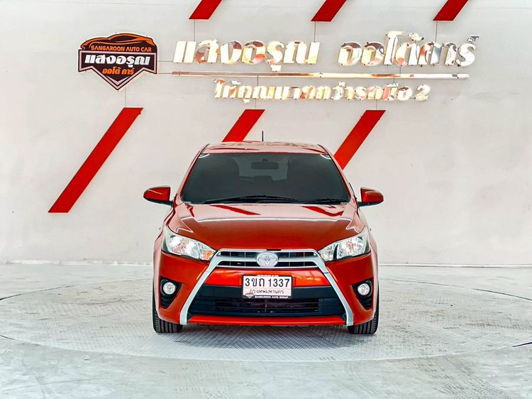 Toyota Yaris 2014 1.2 J Eco Sedan เบนซิน ไม่ติดแก๊ส เกียร์อัตโนมัติ แดง รูปที่ 2