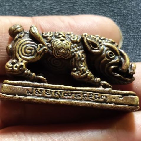 รูปหล่อหมูป่า ปู่กาหลง รูปที่ 2