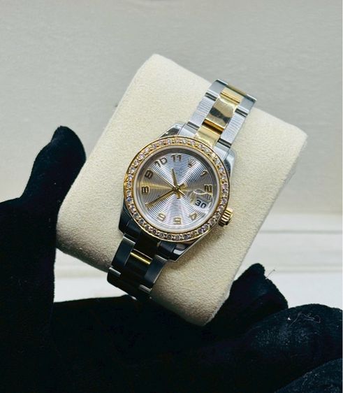 Rolex Datejust Lady 26mm – หน้าแผ่นเสียงเงิน ตัวเรือน Yellowgold รูปที่ 2