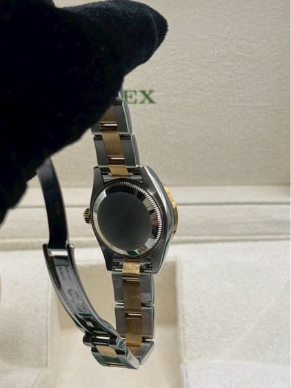 Rolex Datejust Lady 26mm – หน้าแผ่นเสียงเงิน ตัวเรือน Yellowgold รูปที่ 9