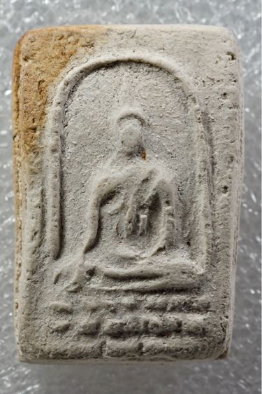 หลวงพ่อโตเนื้อผง