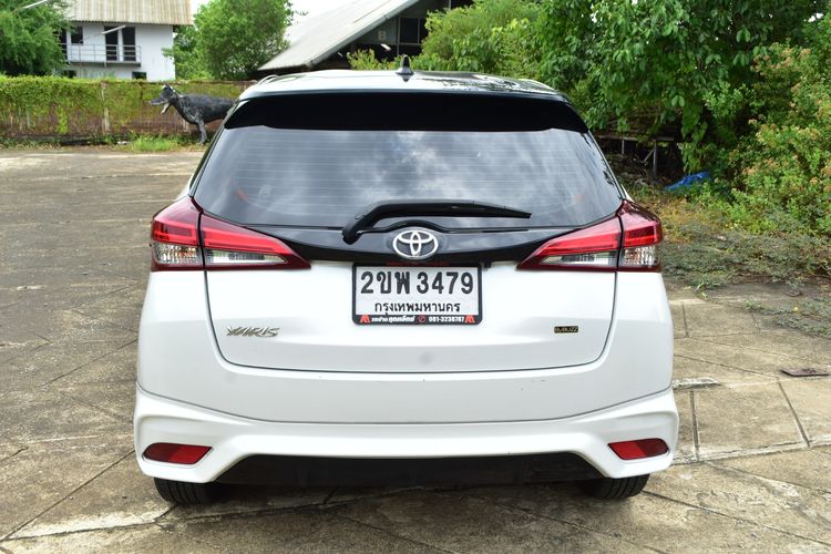 Toyota Yaris 2021 1.2 Sport Premium Sedan เบนซิน ไม่ติดแก๊ส เกียร์อัตโนมัติ ขาว รูปที่ 3