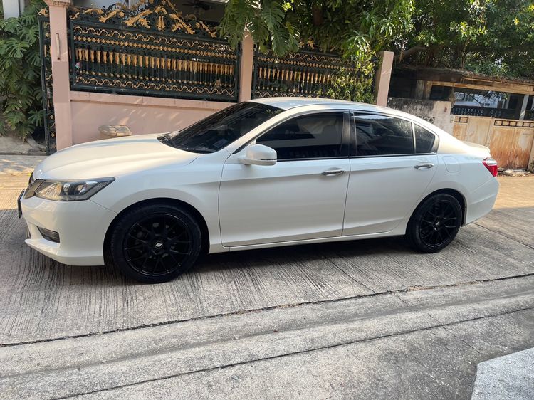 Honda Accord 2015 2.0 E i-VTEC Sedan เบนซิน ไม่ติดแก๊ส เกียร์อัตโนมัติ ขาว รูปที่ 4