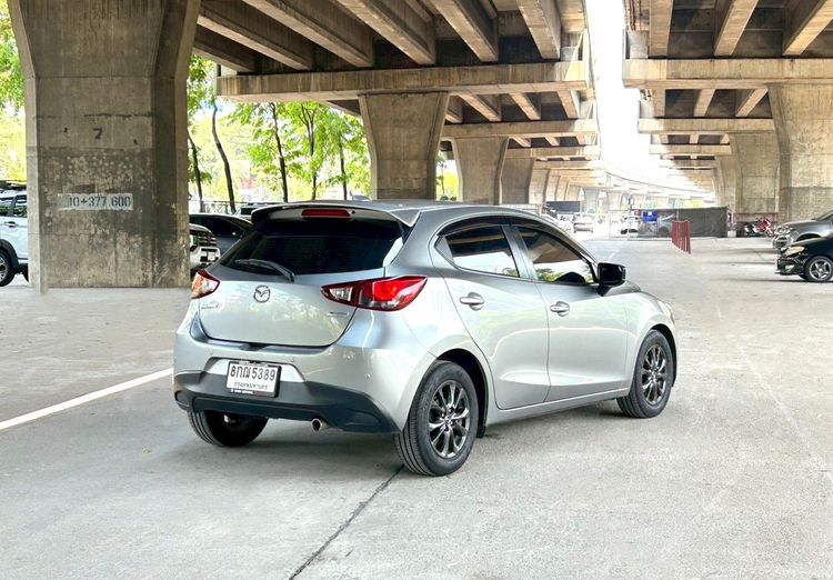 Mazda Mazda 2 2018 1.3 High Connect Sedan เบนซิน ไม่ติดแก๊ส เกียร์อัตโนมัติ เทา รูปที่ 2