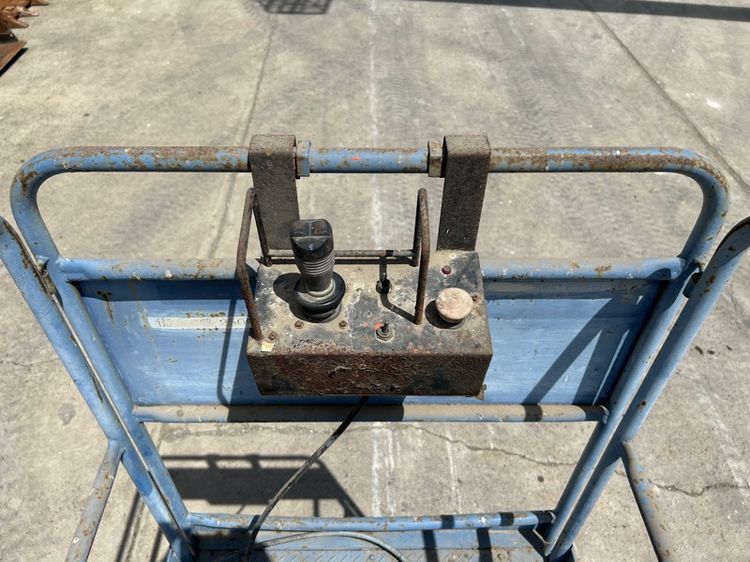 รถกระเช้ากรรไกรเสาเดี่ยวไฟฟ้า S-MAC รุ่น KKH60-2  ความสูง 5.95 เมตร  เก่านอกนำเข้า  รูปที่ 7